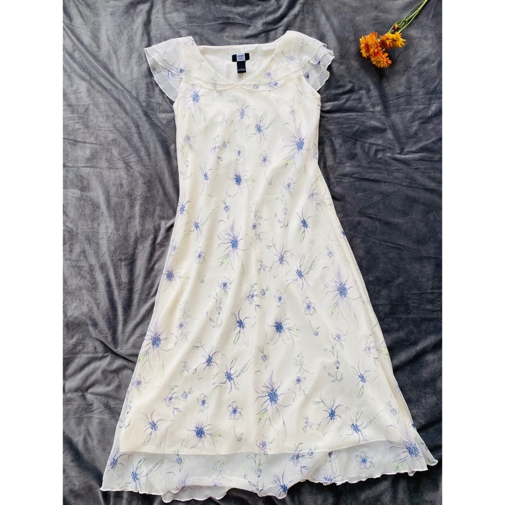 1940 studio long floral printed dress, size 10